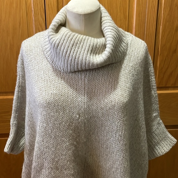STITCH FIX RD Style Jessika Cowl Neck Poncho - Picture 2 of 10